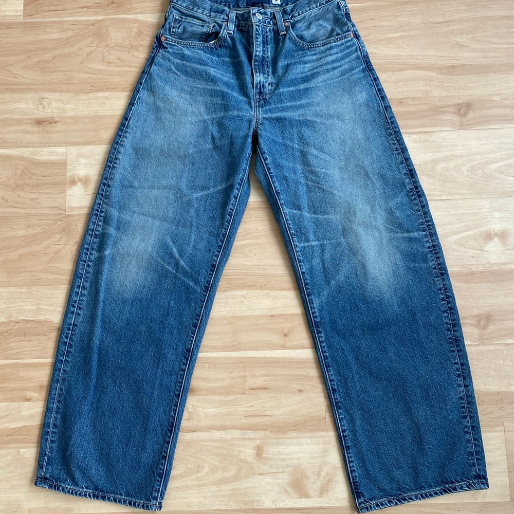 Levi's Blue Tab Drop Barrel Women’s Jeans size 28x31